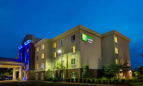 It was on the 7th floor, near the elevators and ice machine. Holiday Inn Express Suites Savannah Midtown Ab 87 Hotels In Savannah Kayak