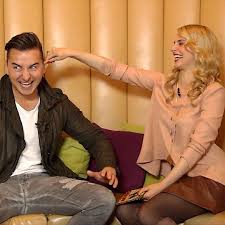 Auch bei andreas gabalier (34) und seiner freundin silvia schneider ist nun nach sechs jahren die liebe vorbei. Andreas Gabalier Talk Mit Silvia Schneider Gabalier Hinter Den Kulissen Schneider