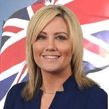 Diane Forsythe's Instagram, Twitter & Facebook