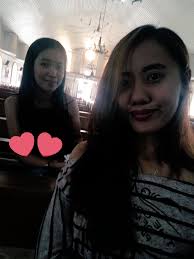 ella molina (@ellangsheng)