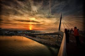The romantic boot of italy is known for its varied geography, with something for everyone's taste from plentiful seacoast, inland hills speckled with dreamy medieval towns, and alpine peaks. Pescara Italy Pescara Abruzzo Exploring Pescara