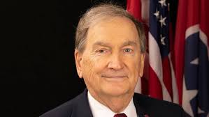 Tennessee's longest-serving DA Ray Whitley to retire after over 40 years of  service