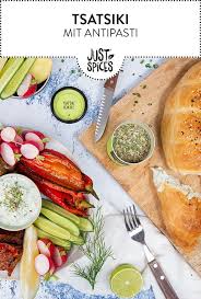 Tsatsiki Mit Antipasti Rezept In 2020 Rezepte Lebensmittel Essen Und Essen