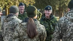 À partir de la 5 e saison, l'équipe d'animation est composée d'andré robitaille et édith cochrane. Meet The Trailblazing Female Canadian General Bound For Iraq Rci English