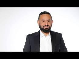 Cyril hanouna, choqué par ces commentaires haineux, avait choisi de réagir sur le plateau le 16 janvier. Cyril Hanouna Raporte Une Fortune Hanouna Argent Fortune Youtube