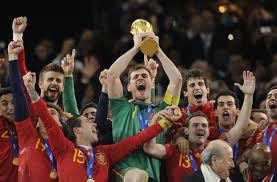 Timnas spanyol kembali gagal mendulang kemenangan di euro 2020. Iker Casillas Ingin Kembali Bela Timnas Spanyol Bolatimes Com