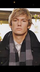 Red Haired White Guy Sings Apollo