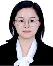 A multi-functional electrolyte additive for fast-charging and  flame-retardant lithium-ion batteries