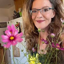 Moms with highschoolers in Dearborn Heights area