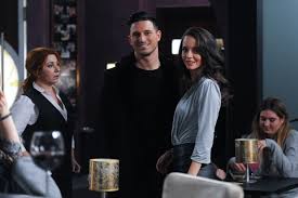 Barátok közt is about the berényi family environment and everyday stories every day. Love Island Erik A Baratok Kozt Uj Szereploje Pikans Jelenetben Debutal Nlc