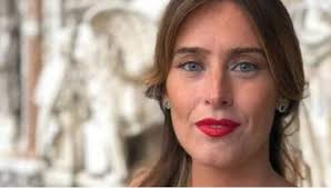Maria elena boschi, (italian pronunciation: Maria Elena Boschi Talks About Her Love Giulio Berruti I Would Like To Get Married But She Didn T Ask Me Ruetir