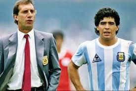 Este sábado el gran carlos bilardo cumplió años y diego maradona no lo dejó pasar. La Muerte De Maradona A Carlos Bilardo Le Apagaron El Televisor Y Le Dijeron Que Se Habia Cortado El Cable La Nacion