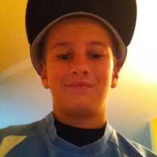 Gavin Warner (@gavintheweirdo)