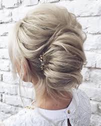 Beautiful French Twist Wedding Updos Hairstyles Perfect For Any Wedding Venue Hair Styles Long Hair Styles French Twist Hair