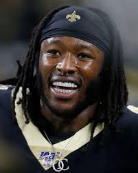 New orleans saints running back alvin kamara had a fantastic rookie season, with 1,554 yards saints' running back alvin kamara said teams wanted him to change his appearance before he was. Saints Alvin Kamara Is Nascar S Newest Superfan Thanks To Bubba Wallace