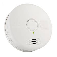 Red led when a dangerous level of carbon monoxide is detected the red led will pulse and a loud alarm pattern will sound. Worry Free Kitchen 10 Year Sealed Lithium Battery Operated Combination Smoke And Carbon Monoxide Alarm By Kidde