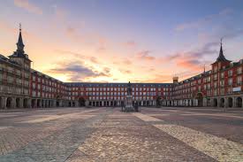 Toda la actualidad al instante: Madrid S Plaza Mayor The Complete Guide