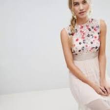 Maybe you would like to learn more about one of these? Robe Invitee De Mariage En Ete Comment Bien Choisir Wedding Secret