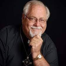 Gary Veit's Instagram, Twitter & Facebook