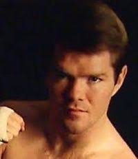 Raul Torres boxer •