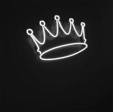Black And White Crown Aesthetic Pinterest Bellefluitt Wallpaper Iphone Neon Light Qoutes Dark Purple Aesthetic