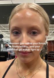 The Botox glow hits different… mid-treadmill, forehead shimmering, con...