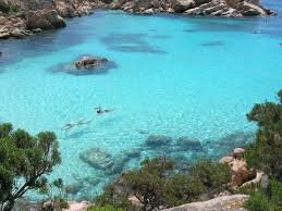 The ferry companies tirrenia, moby, corsica & sardinia ferries, gnv, snav, grimaldi lines and sncm connect sardinia very well and to low cost prices for 2021. Sardenha Italia Amantes De Viagens