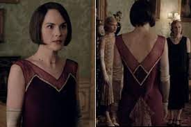 Downton Abbey Fashion Recap How Mary Dresses For Her New Bob Downton Abbey Dresses Downton Abbey Fashion Mary Dress