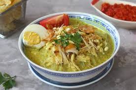 1 ekor ayam (1 kg. 5 Resep Soto Ayam Yang Bisa Anda Coba Dirumah Themoondoggies