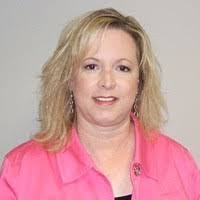 Amber Dellinger's Instagram, Twitter & Facebook