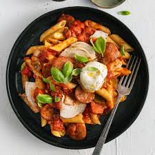 If you are using tinned sweetcorn, don't add it until nearer the end with the other ingredients, as it doesn't take as long. Chicken Chorizo Pasta Youfoodz