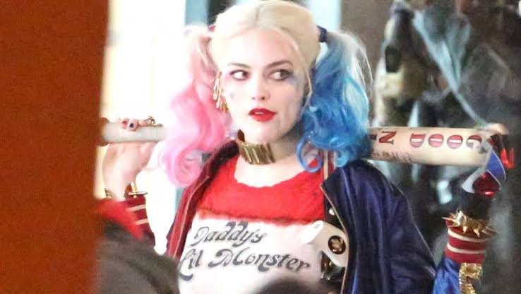 Haley Cuoco To Feature In Harley Quinn Movie