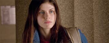 She is known for playing annabeth chase in the percy jackson film series San Andreas Percy Jackson Star Alexandra Daddario Gesellt Sich Im Erdbeben Actioner Zu Dwayne Johnson Kino News Filmstarts De