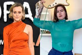 1,85m.**it was submitted by arni, 20 years old. Taylor Schilling Comes Out Confirms She S Dating A Woman