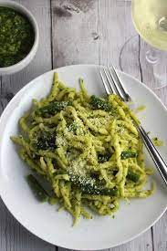 Ligurian Pesto Pasta With Wine Pairing Cooking Chat Recipe Pasta With Wine Pesto Pasta Yummy Pasta Recipes