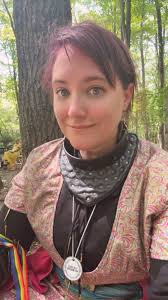 Where to find affordable full gauntlets for small hands?