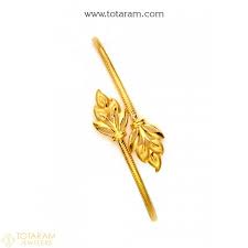 Gold Bracelets For Women In 22k Gold Indian Gold Jewelry Buy Online Gold Bracelet For Women Jewelry Bracelets Gold Gold Necklace Indian Bridal Jewelry