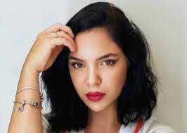 Eileen Acosta's Instagram, Twitter & Facebook