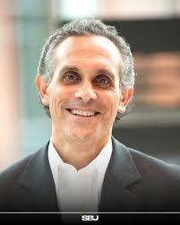 Diane Morse's Instagram, Twitter & Facebook