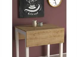 Ayrıca bütün masa ve sandalyeler farklı materyallerden tasarlanmıştır. Katlanabilir Mutfak Masalari Ile Kullanisli Alanlar