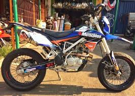 Sketsa modifikasi kawasaki ninja zx 10r 2011 cxridercom via cxrider.com. Paket Biaya Modifikasi Supermoto Di Abah Custom Mulai Rp 3 Jutaan Gridoto Com