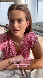 Mom’s first tiktok #holiday #trend #drink #cocktails #funny #summer  #healthandfitness #fitness #gym #healthyfood #healthyrecipes #gymtok  #workouts #skincare