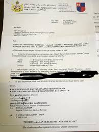 Berbagai perusahaan, instansi, lembaga, maupun organisasi menggunakan surat resmi sebagai alat komunikasi mereka. Surat Persatuan Penternak Arnab Pedaging Kelantan Apek Facebook
