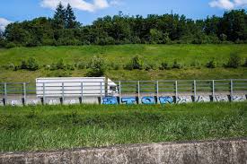 Les mousquetaires saluèrent biscarat de leurs épées et les remirent au fourreau. Le Tiers Livre Web Litterature Outils Du Roman Cycle 2014 Les Contributions