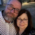 Shannon Weddle's Instagram, Twitter & Facebook