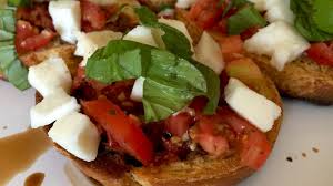 Tomato Basil Caprese Bruschetta With Mozzarella And Balsamic Vinegar Recipe Bruschetta Recipe Balsamic Bruchetta Recipe Balsamic Vinegar Recipes