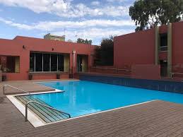 The horse never gave back the borrowed tail and when he comes across the camel, he gets frightened and runs away. The Pool At Lost Camel Ayers Rock Resort Might Look Small But This Is In The Desert Picture Of The Lost Camel Hotel Yulara Tripadvisor