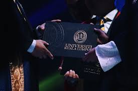 Hasnita binti zakaria (pegawai pustakawan) pn. The 16th Unikl Convocation An Unforgetable Experience Unikl