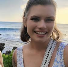 Profile for Hannah Barr-Glindmyer