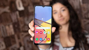 Samsung galaxy a32 (128gb, 4gb) 6.4 super amoled 90hz display, 64mp quad camera, all day battery, dual sim gsm unlocked (us + global) 4g unlike the google pixel 4a, the samsung a32 4g comes with android 11 out of the box, includes 128 gb, and samsung includes 3 years of software. Samsung Galaxy A32 5g Review Phonearena